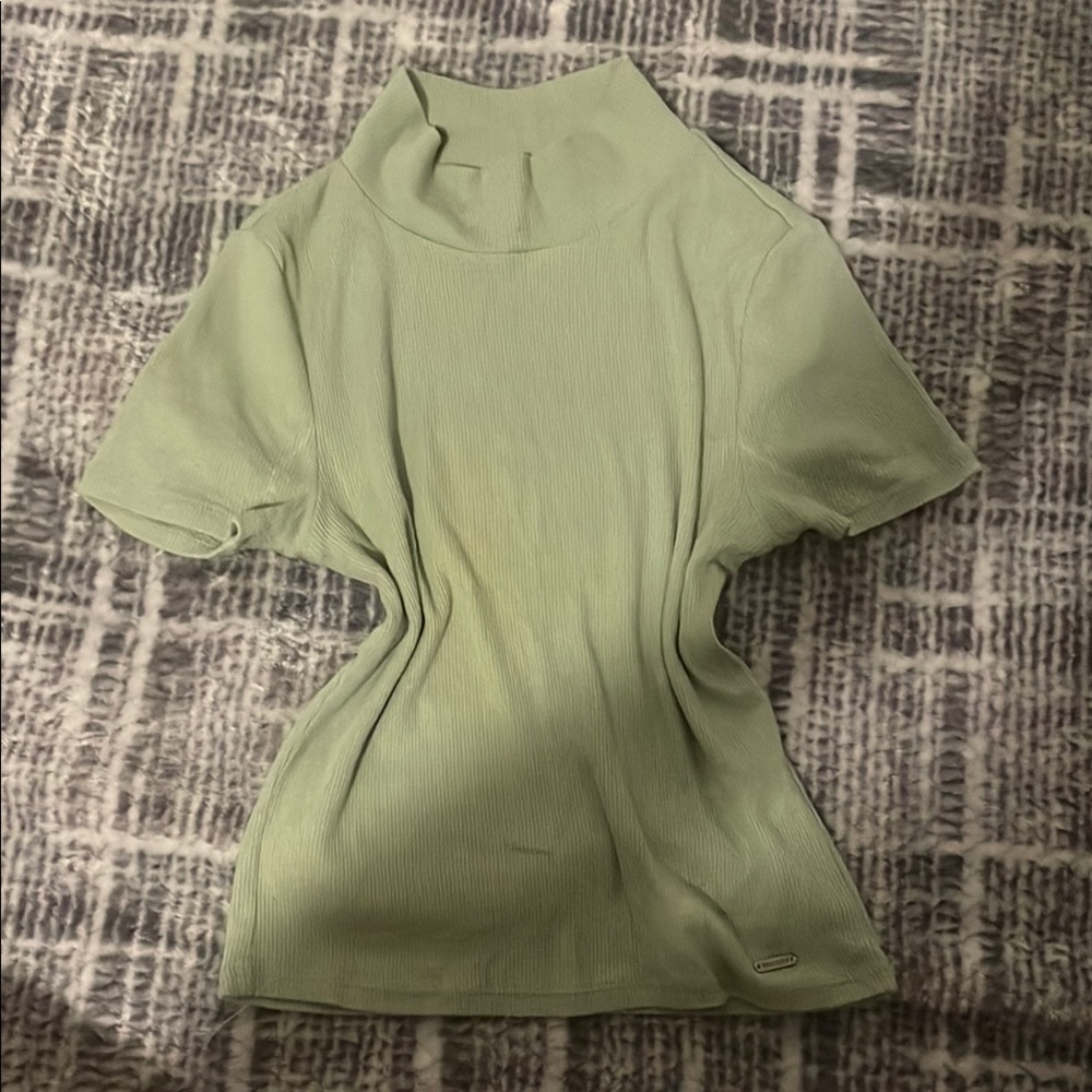 Hollister Green Ribbed Shirt